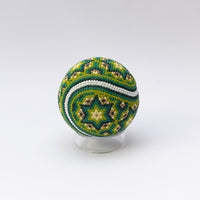 Pelota de tenis huichol