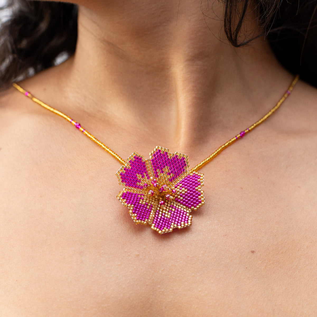 Collar Flor Huichol