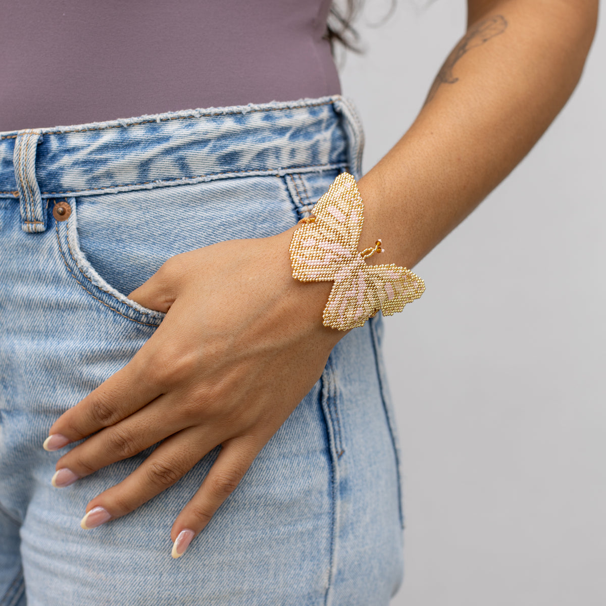 Pulsera mariposa de chaquira