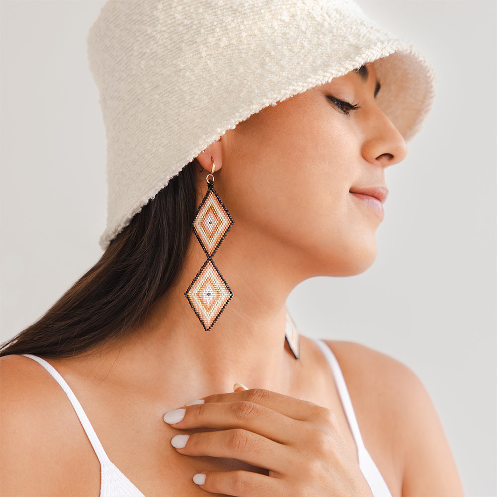 Aretes Chaquira Extra Grandes en triangulo