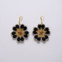 Aretes florales huichol