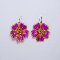 Aretes florales huichol