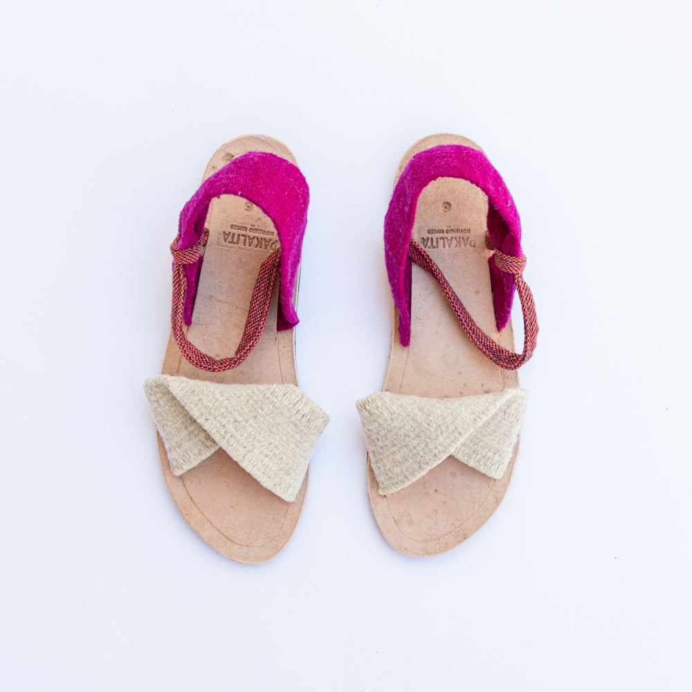 Sandalias Artesanales cruzadas Beige con Purpura