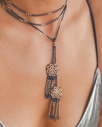 Collar corbatera huichol